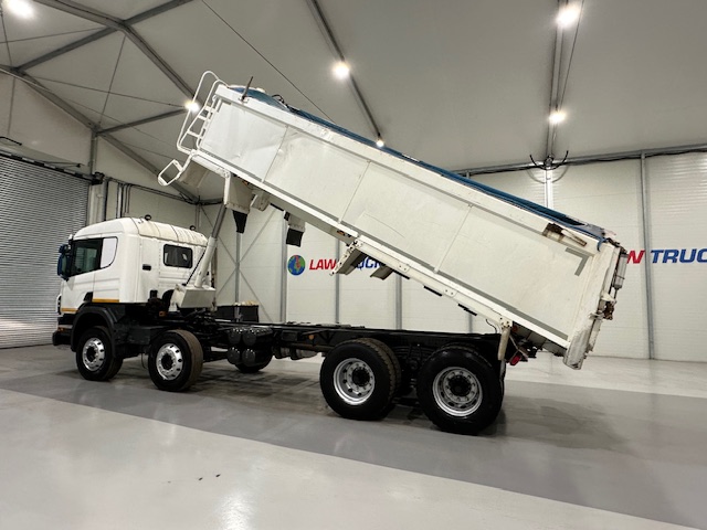 Scania P400 8×4 Sleeper Cab Tipper Manual