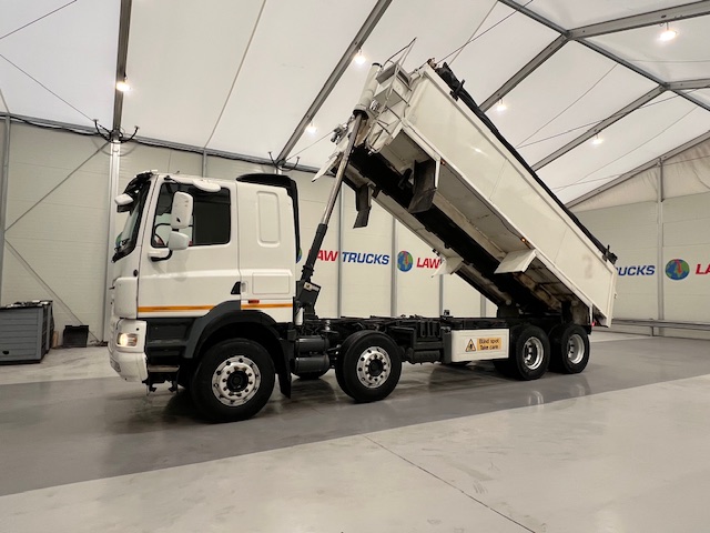 DAF CF85 360 8×4 Sleeper Cab Tipper Manual