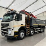 Volvo FM 370 8×4 Steel Tipper Grab - thumbnail