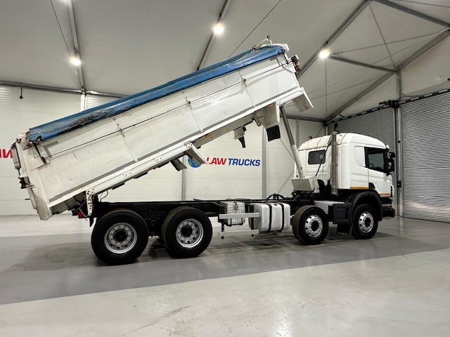 Scania P400 8×4 Sleeper Cab Tipper Manual