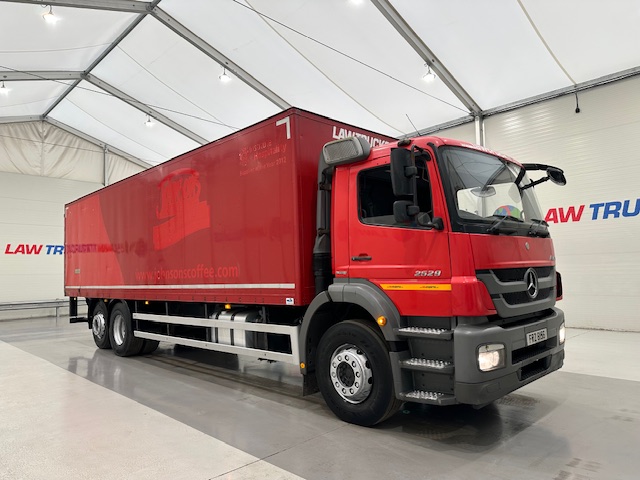Mercedes Axor 2529 6×2 Rear Lift Day Cab Box Van