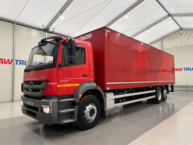 Mercedes Axor 2529 6×2 Rear Lift Day Cab Box Van