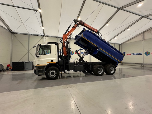 DAF CF75 310 6×4 Steel Tipper Grab Manual