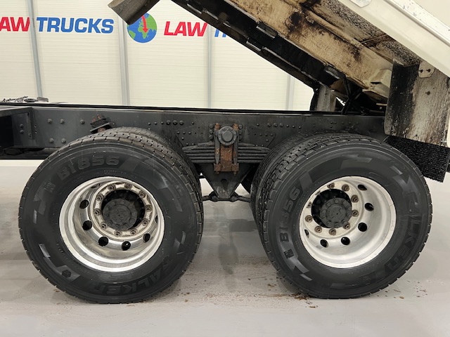DAF CF85 360 8×4 Sleeper Cab Tipper Manual