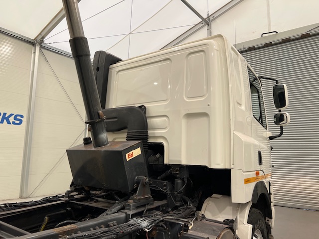 DAF CF85 360 8×4 Sleeper Cab Tipper Manual