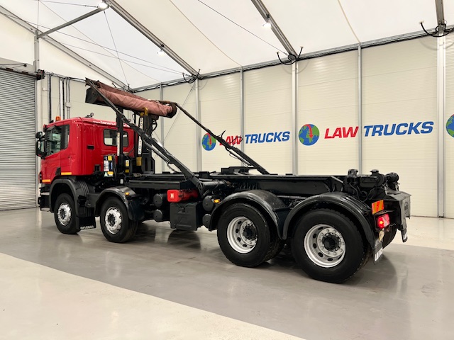 Scania P410 8×4 Day Cab Hookloader Manual