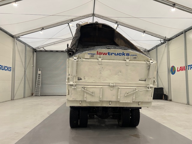 DAF CF85 360 8×4 Sleeper Cab Tipper Manual
