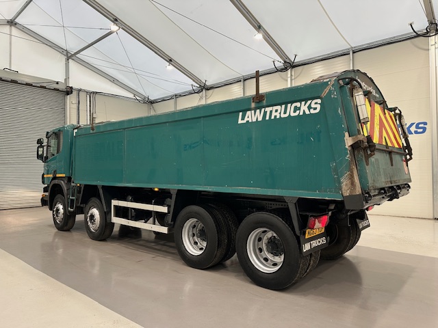 Scania P360 8×4 Rest Cab Tipper Manual