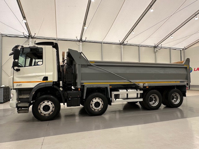 DAF CF 400 8×4 Day Cab Steel Tipper