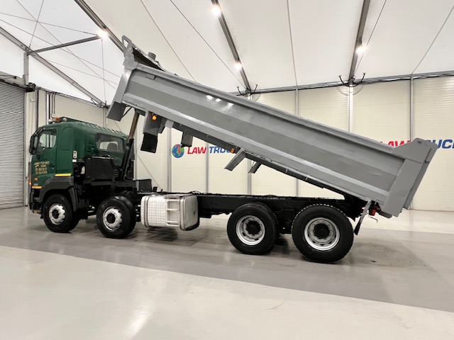 Hino 3241 700 8×4 Sleeper Cab Steel Tipper