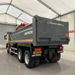 Volvo FM 370 8×4 Steel Tipper Grab - thumbnail