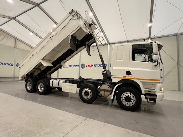 DAF CF85 360 8×4 Sleeper Cab Tipper Manual