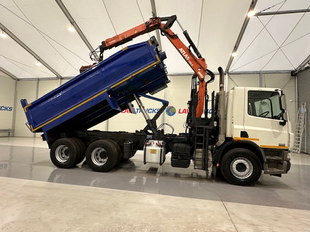 DAF CF75 310 6×4 Steel Tipper Grab Manual