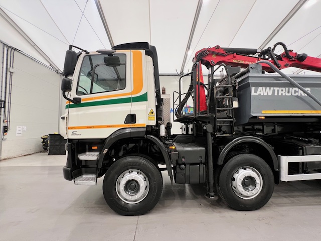 DAF CF 400 8×4 Day Cab Steel Tipper Grab