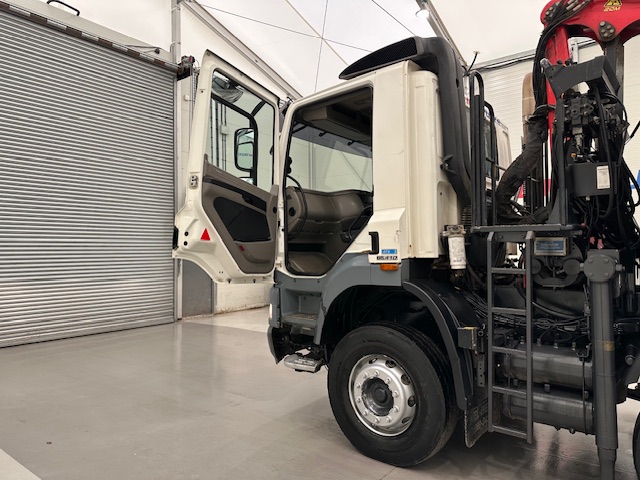 DAF CF85 410 8×4 Day Cab Steel Tipper Grab