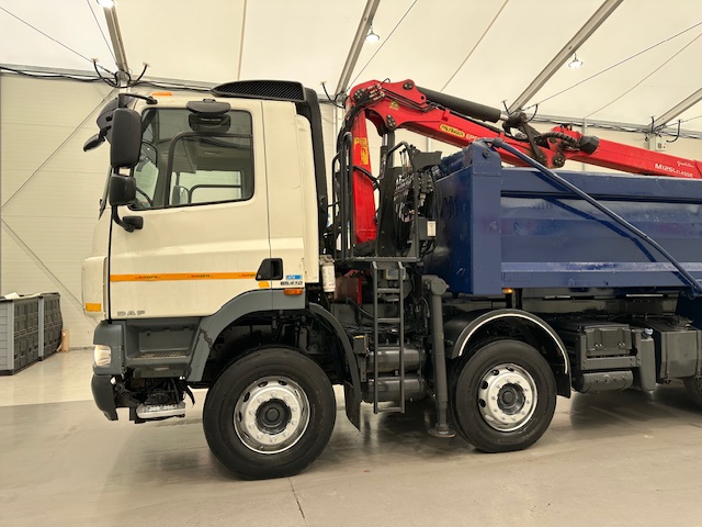DAF CF85 410 8×4 Day Cab Steel Tipper Grab