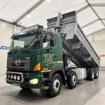 Hino 3241 700 8×4 Sleeper Cab Steel Tipper - thumbnail