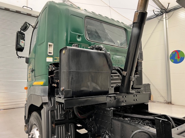 Hino 3241 700 8×4 Sleeper Cab Steel Tipper