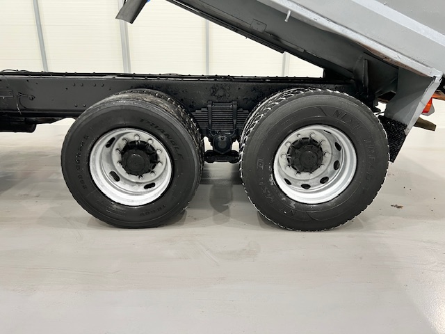 Hino 3241 700 8×4 Sleeper Cab Steel Tipper