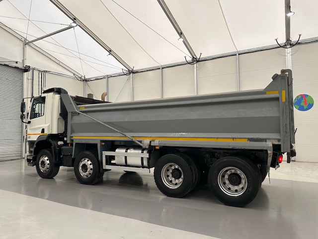 DAF CF 400 8×4 Day Cab Steel Tipper