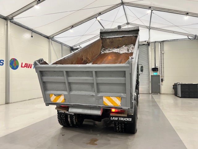 Hino 3241 700 8×4 Sleeper Cab Steel Tipper