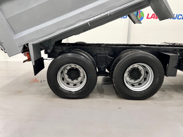 Hino 3241 700 8×4 Sleeper Cab Steel Tipper
