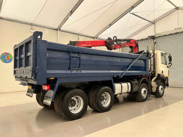 DAF CF85 410 8×4 Day Cab Steel Tipper Grab