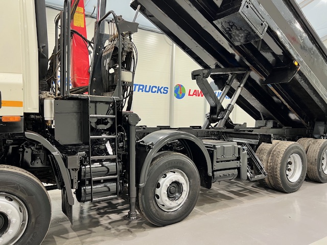 DAF CF85 410 8×4 Day Cab Steel Tipper Grab
