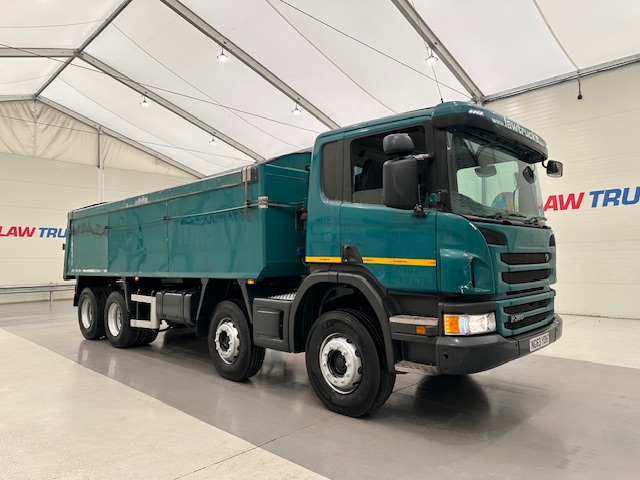 Scania P360 8×4 Rest Cab Tipper Manual