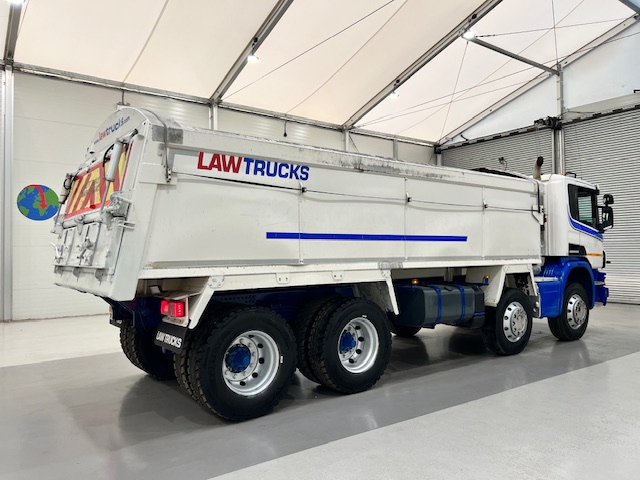 Scania P410 8×4 Rest Cab Tipper Manual