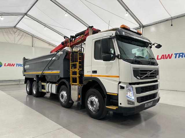 Volvo FM 370 8×4 Steel Tipper Grab