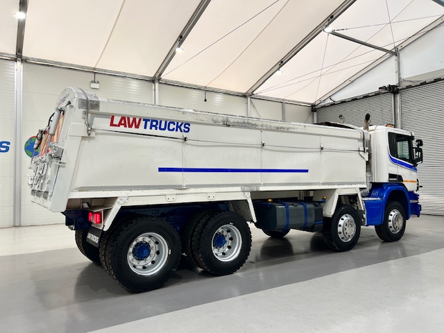 Scania P410 8×4 Rest Cab Tipper Manual