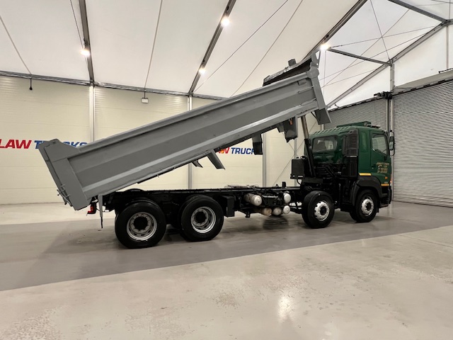 Hino 3241 700 8×4 Sleeper Cab Steel Tipper