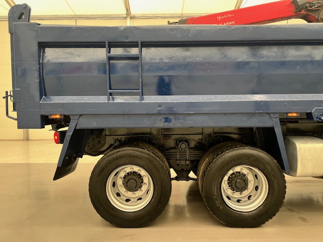 DAF CF85 410 8×4 Day Cab Steel Tipper Grab