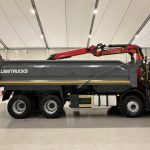 Volvo FM 370 8×4 Steel Tipper Grab - thumbnail