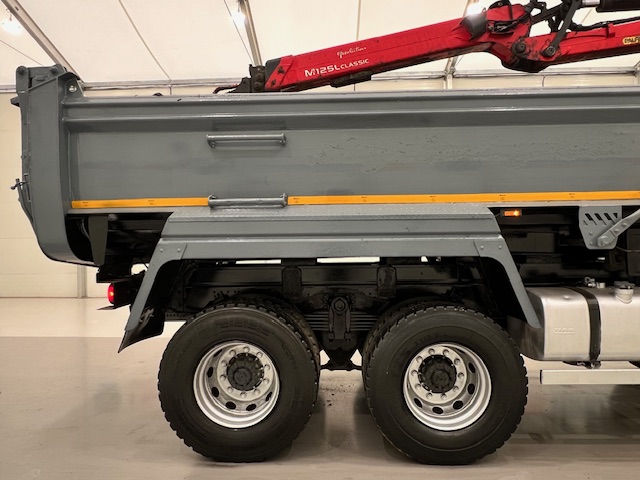 DAF CF 400 8×4 Day Cab Steel Tipper Grab