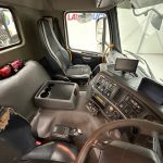 Volvo FM 370 8×4 Steel Tipper Grab - thumbnail