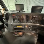 Volvo FM 370 8×4 Steel Tipper Grab - thumbnail