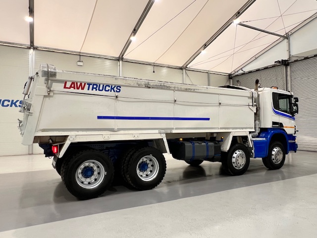 Scania P410 8×4 Rest Cab Tipper Manual