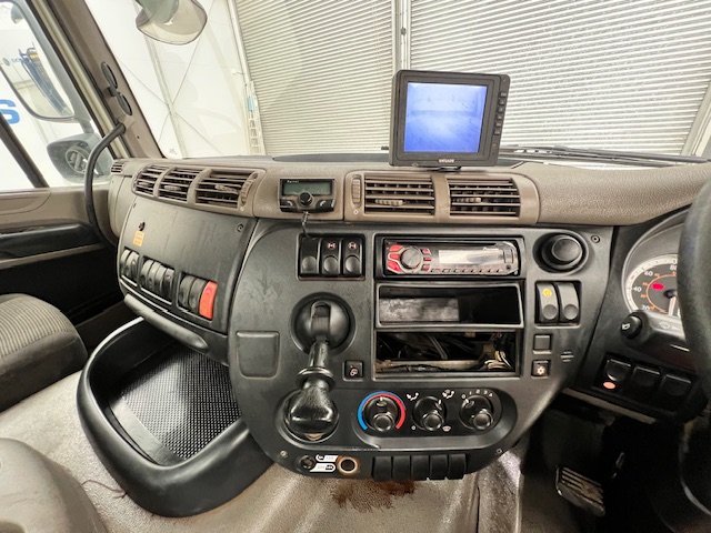 DAF CF85 410 8×4 Day Cab Steel Tipper Grab