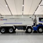 Scania P410 8×4 Rest Cab Tipper Manual - thumbnail