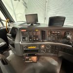Volvo FM 370 8×4 Steel Tipper Grab - thumbnail