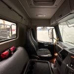 Volvo FM 370 8×4 Steel Tipper Grab - thumbnail