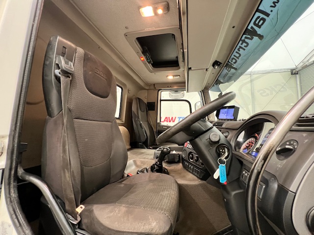 DAF CF 400 8×4 Day Cab Steel Tipper Grab