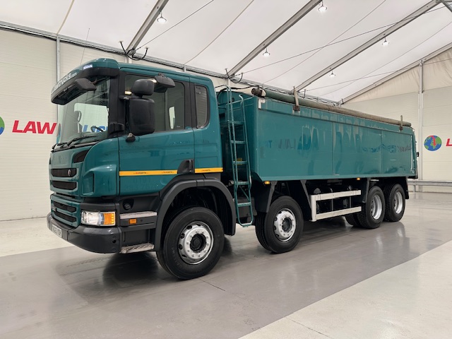 Scania P360 8×4 Rest Cab Tipper Manual