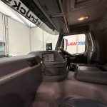 Volvo FM 370 8×4 Steel Tipper Grab - thumbnail