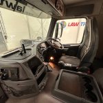 Volvo FM 370 8×4 Steel Tipper Grab - thumbnail
