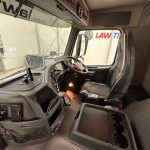 Volvo FM 370 8×4 Steel Tipper Grab - thumbnail