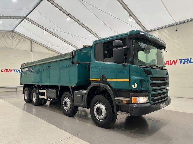 Scania P360 8×4 Rest Cab Tipper Manual