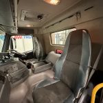 Volvo FM 370 8×4 Steel Tipper Grab - thumbnail